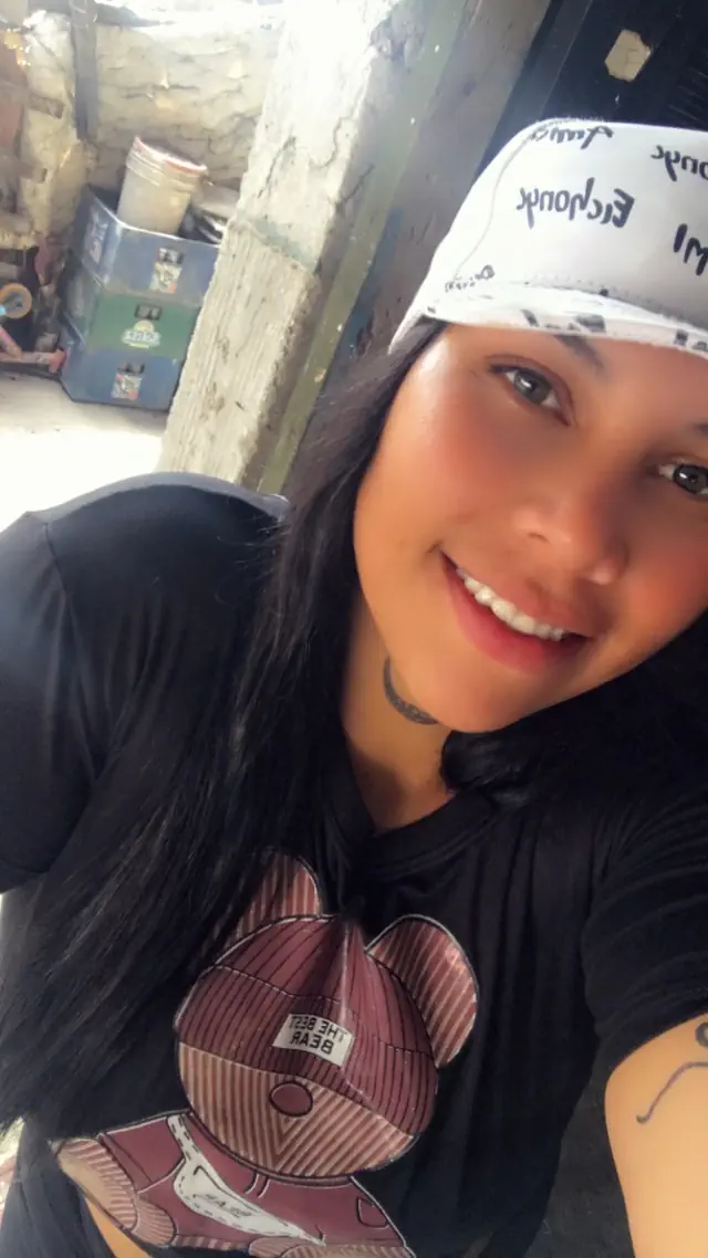 escort-media-470a17e9-5ef2-446e-9dfd-39f002d86e8c