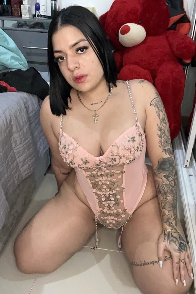 escort-media-471b7741-1f08-40e9-9599-19520c2c59e7