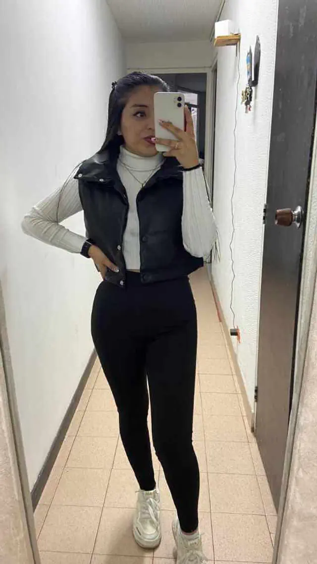 escort-media-489f6d99-0203-4cea-a3a6-e678df2ef3dd