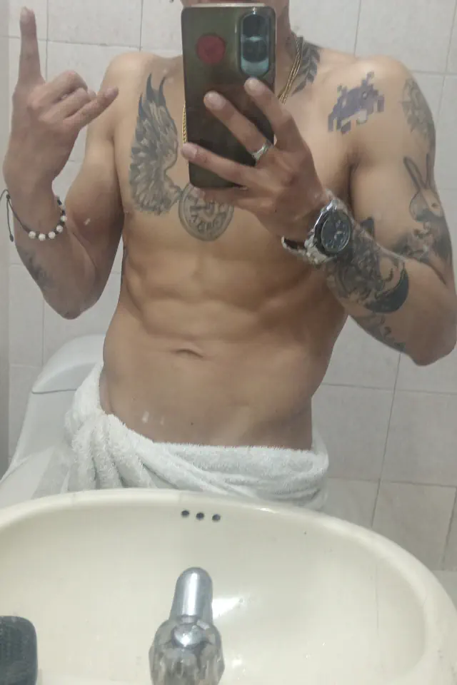 escort-media-490aed0c-e611-4f42-ba67-c4ab0f531abe