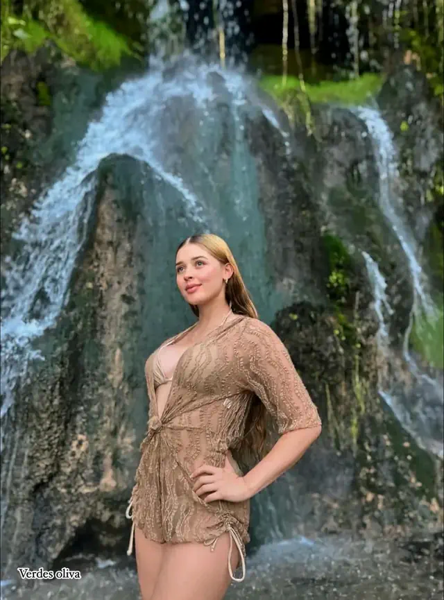 escort-media-498a296e-9c86-407f-b671-1ddbf6283e53