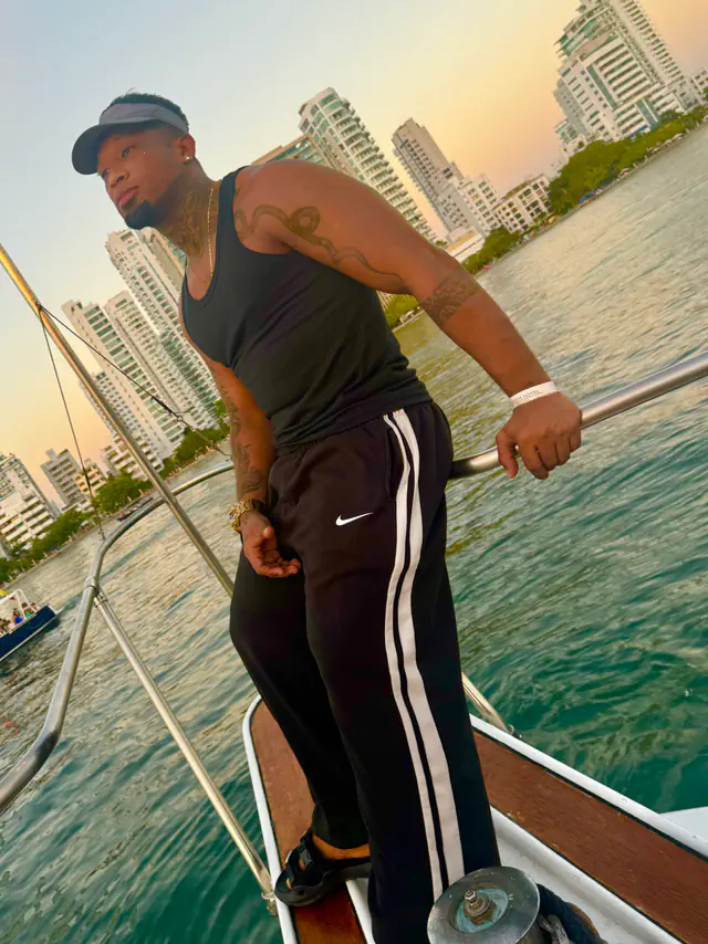 escort-media-49ed9f39-31a3-4081-8933-9fa1af0902e1