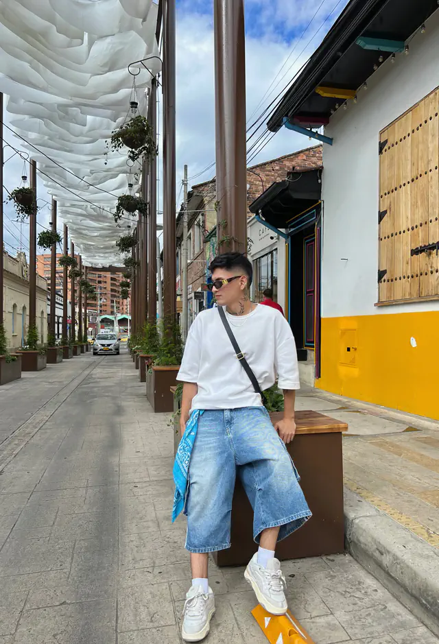 escort-media-4a485916-43cc-47ce-90a6-0fe3388ef286