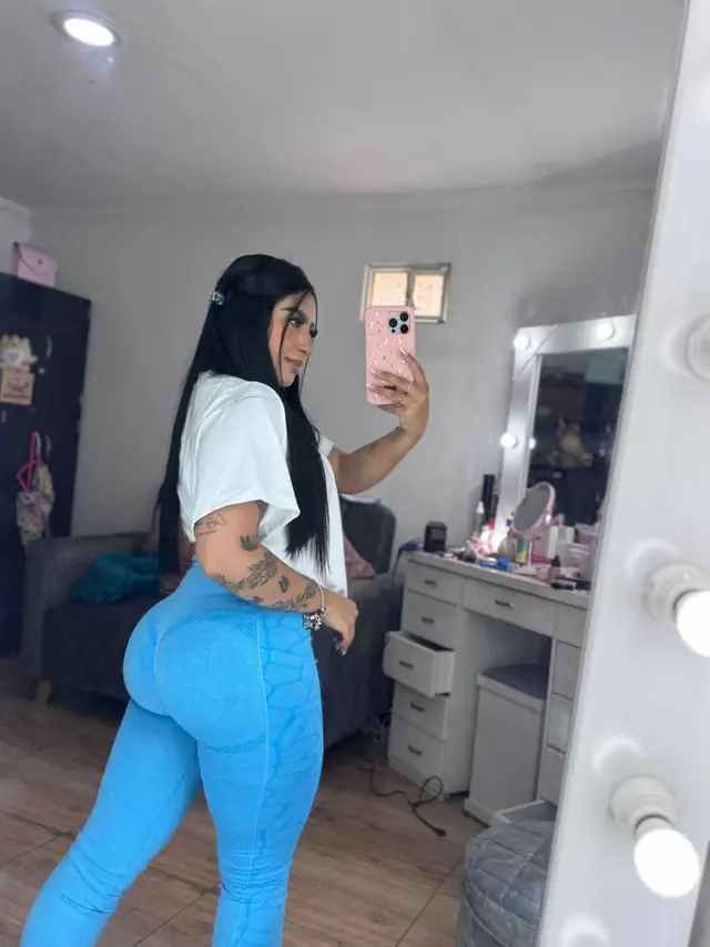 escort-media-4ab51eaa-e426-4e92-982f-8b014939e4d5