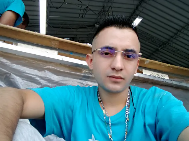 escort-media-4ac6b333-6c9b-4191-bec0-cf3de31c2828