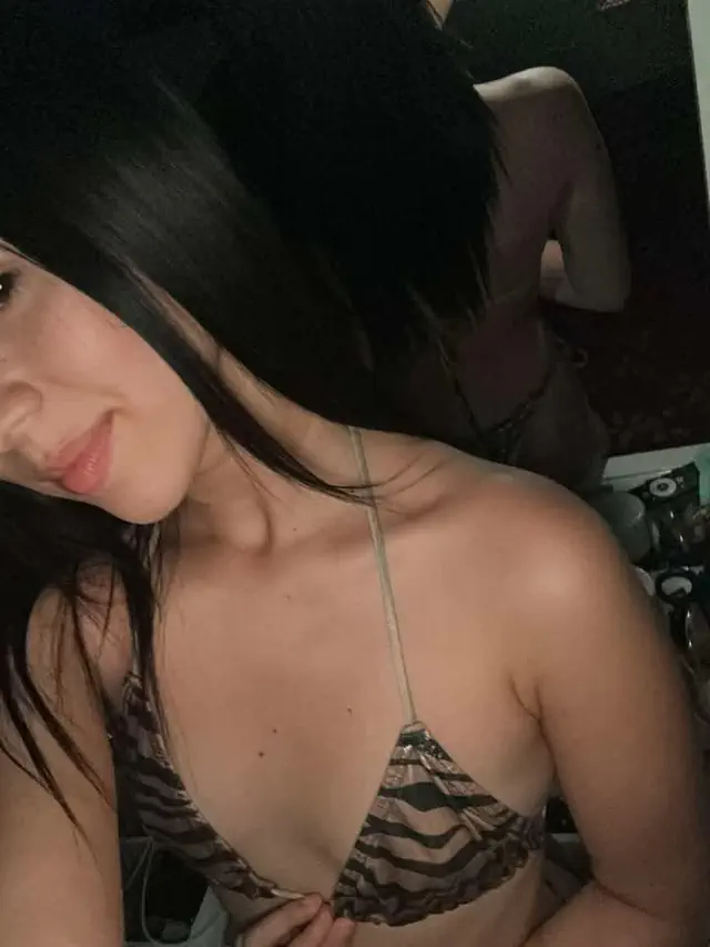 escort-media-4aff36f1-5f8d-42c6-8e83-2a0ebf54cbb0