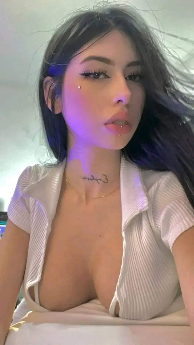 escort-media-4b6a20dc-966f-4c20-b52e-e987d7f47931