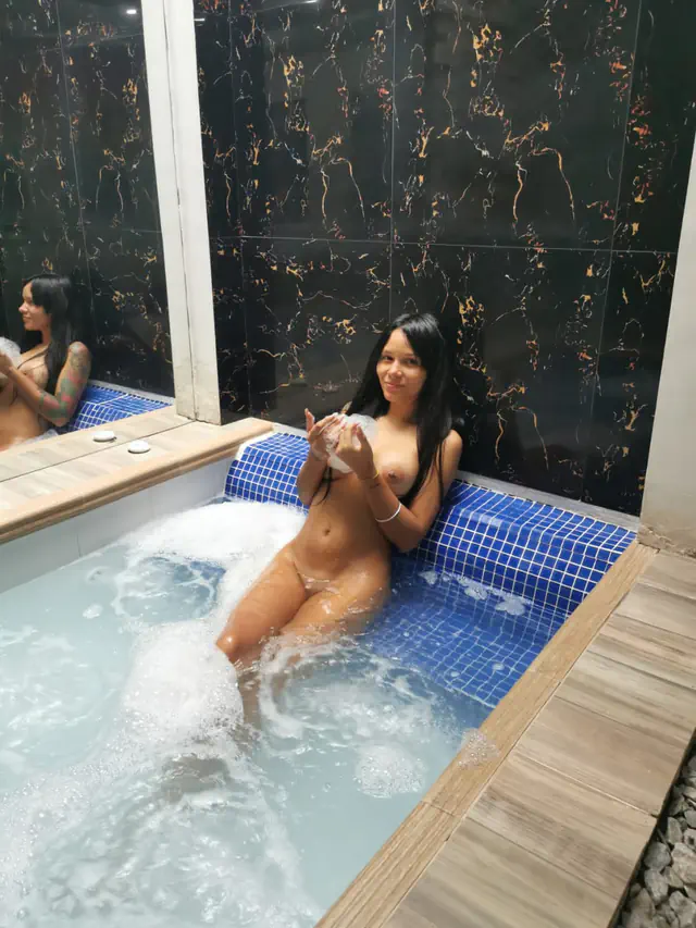 escort-media-4be05554-e083-4e87-b610-87c4580abd00