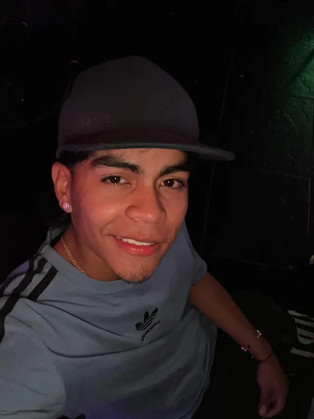 escort-media-4cb47af4-5dde-404c-9ce6-2d726e2f7b34