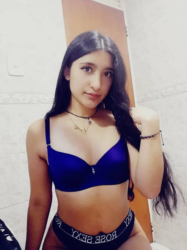 escort-media-4cee44e0-f8a1-4d5d-96e6-fba43dbce91a