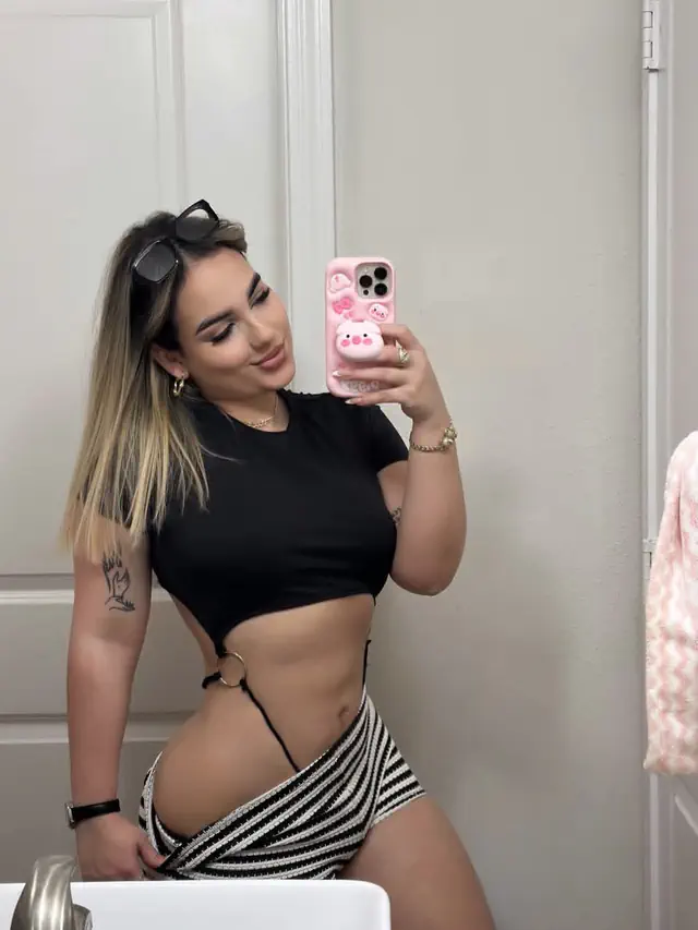 escort-media-4db7badc-3d7e-4115-bd47-961b9bad1a1e