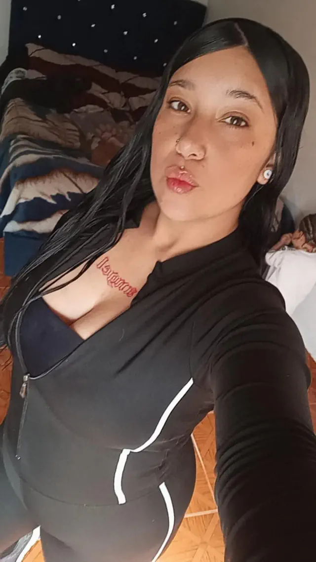 escort-media-4f0ad682-2fb8-4782-a83d-387dd3d40724