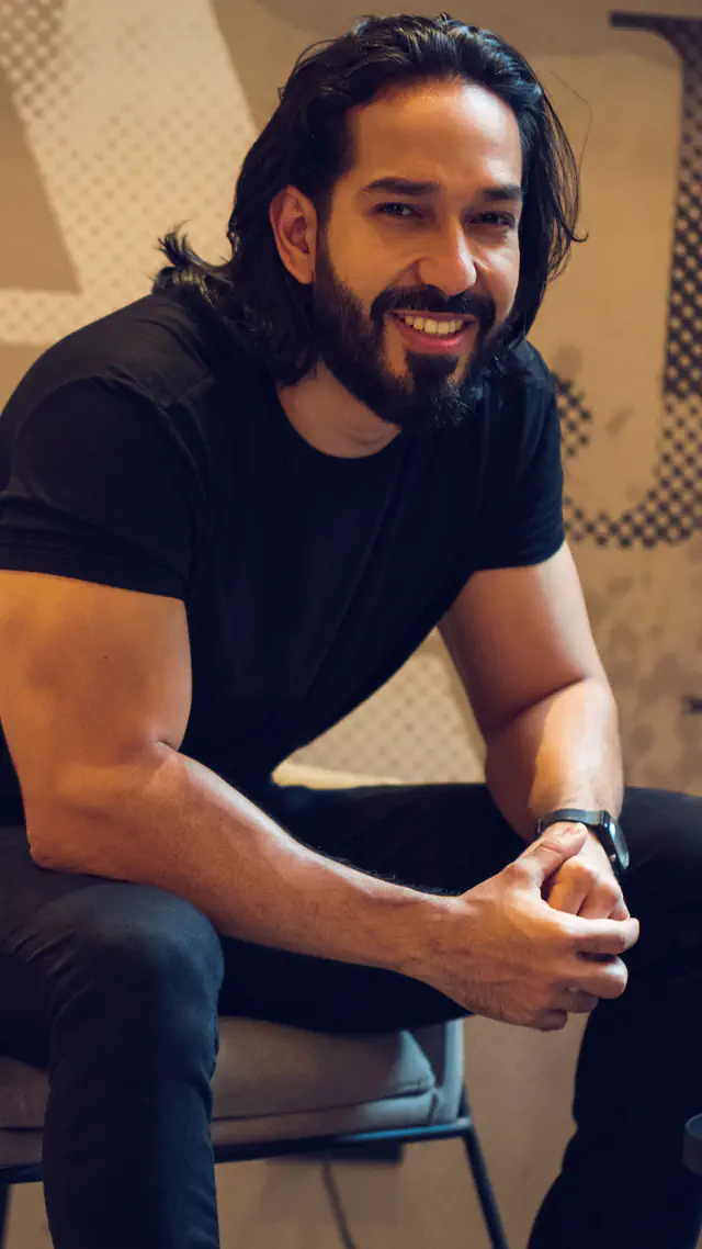 escort-media-503be853-5c93-46cd-8092-b82a2c161814