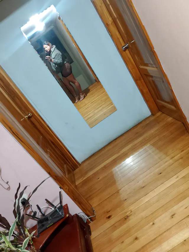 escort-media-505dd00f-cc77-4c2f-ae60-c735b5223f88