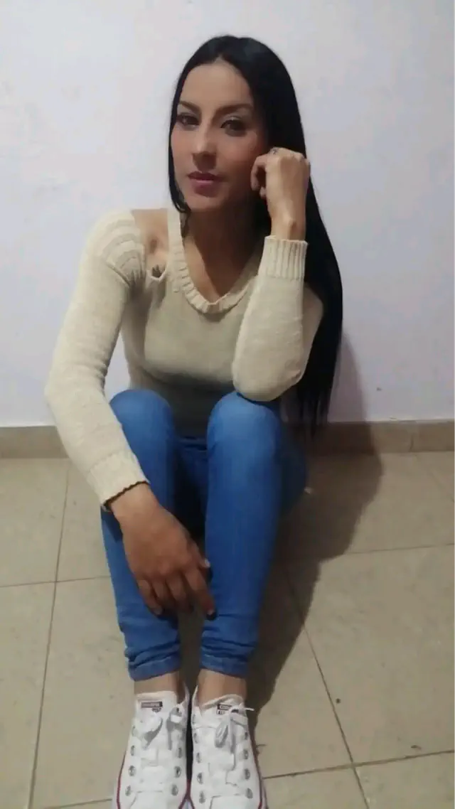 escort-media-50d0e2f8-b1fd-4c4b-8eed-0f1c351ee6e2