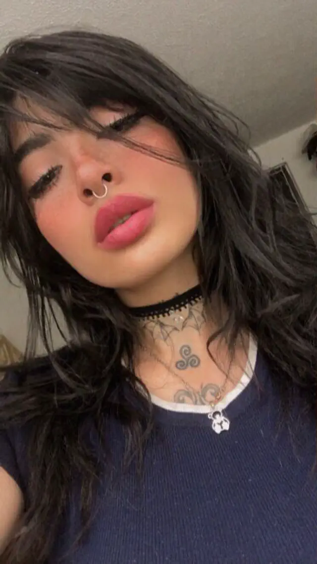 escort-media-50d48efa-f776-4135-b527-b4fabbd62414