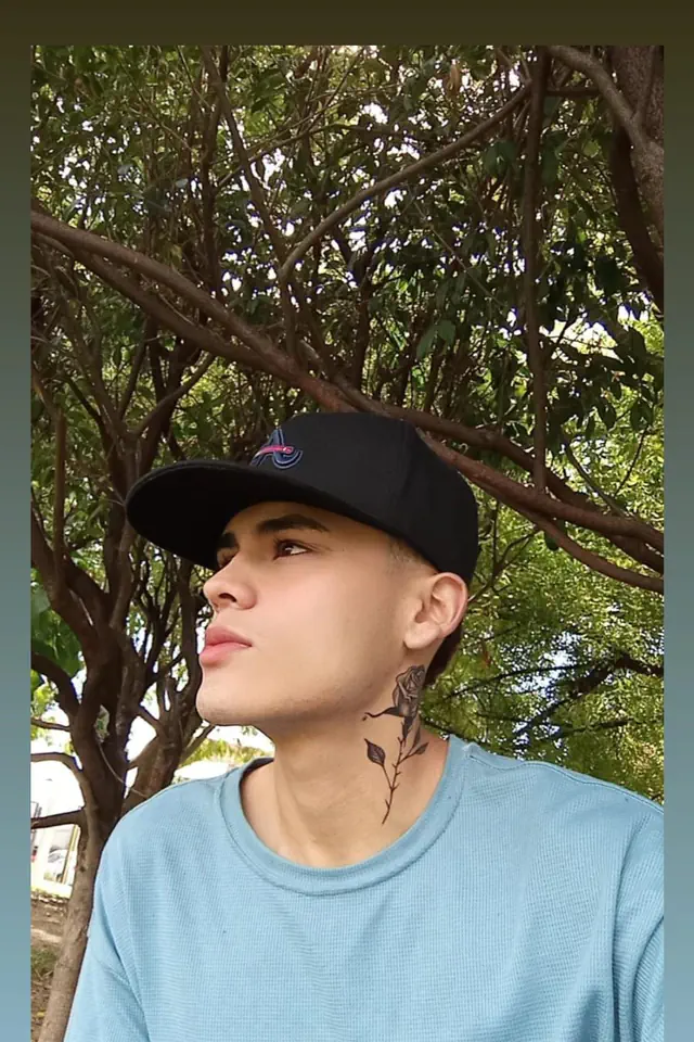 escort-media-513c14ae-bf2d-44d5-b713-83cb732bb1b2