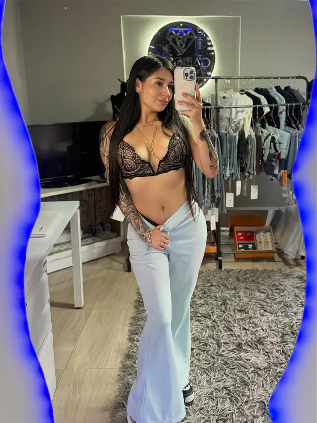 escort-media-5244ed28-714e-4382-a10f-fbda740b6055