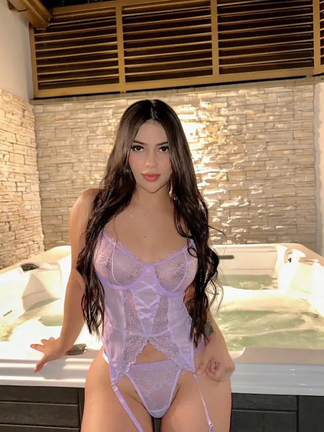 escort-media-5297acc8-1cc0-47c9-bd02-a8f12a99a4ef