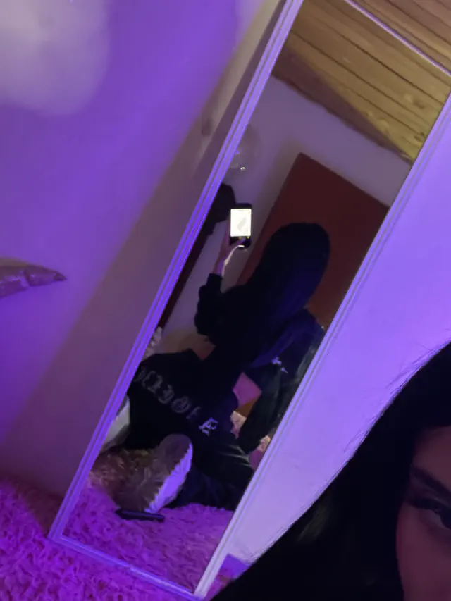 escort-media-537bfb7d-f4a4-418c-8d93-c9d307c87eba