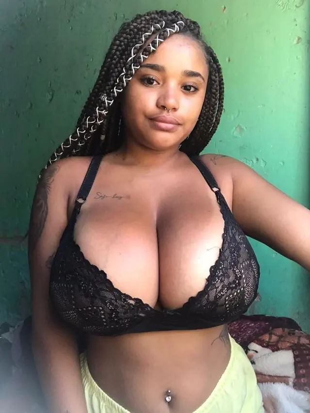 escort-media-53a2b368-69fe-44c5-bf16-ce75c899c239