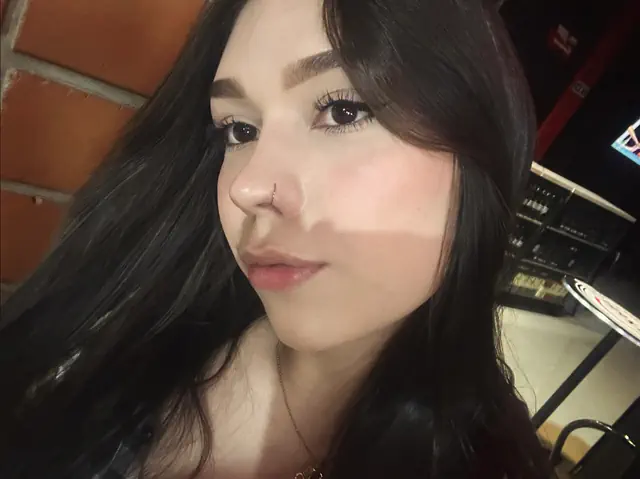 escort-media-53b5ff0e-8c21-44c4-9fb0-6aa17283a6b7