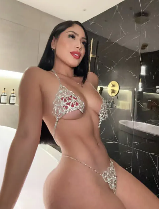 escort-media-53ff4532-e6ed-4d5f-af15-fbd03bbe4e1a