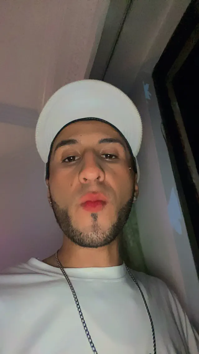 escort-media-544bed0c-7830-4c47-9467-b04baa127dc3