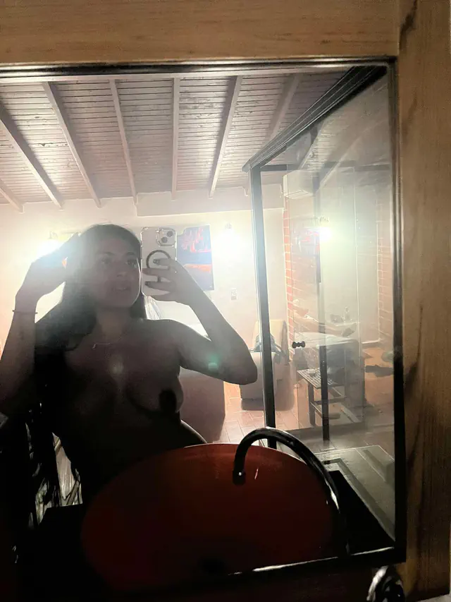 escort-media-54dc8224-61b5-4f52-b113-6543f604c482