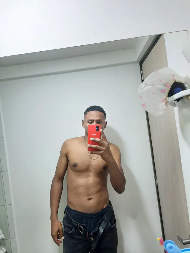 escort-media-551a298a-b1d5-4df7-5b71-d2acb1f69200