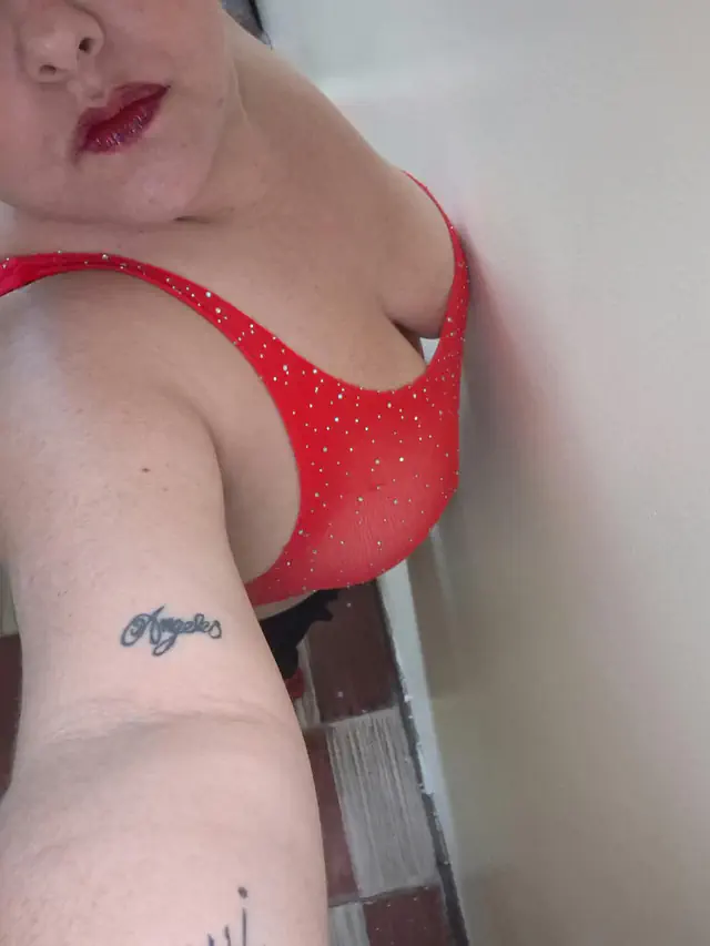 escort-media-551e598f-858e-4686-8574-14ad18f50ad7