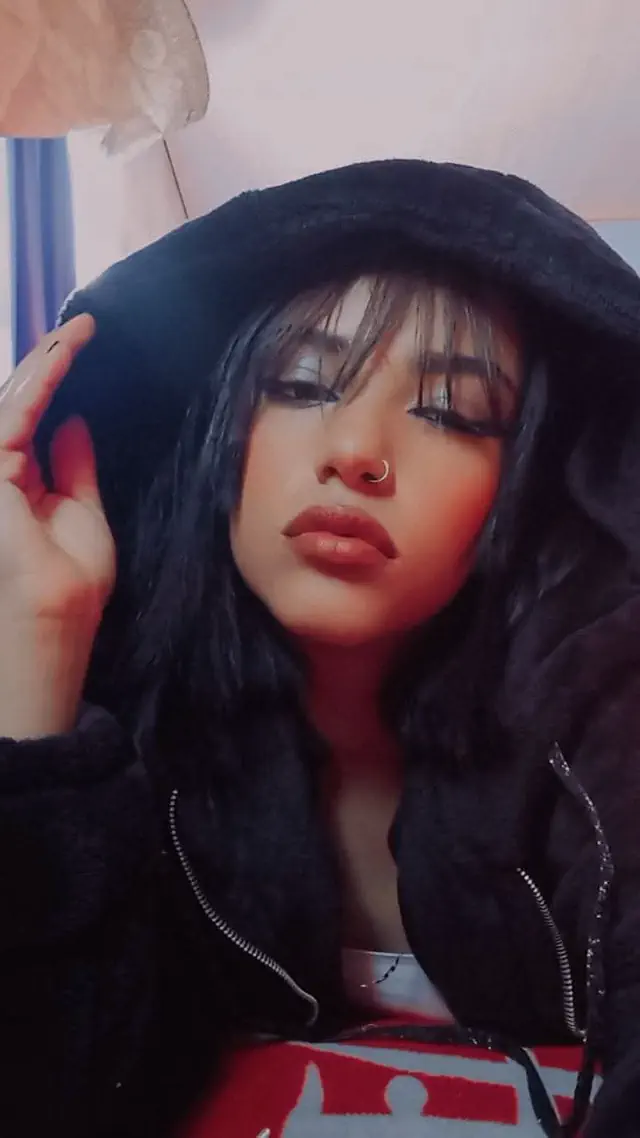 escort-media-5522f822-b084-4372-ae60-a851756c2124