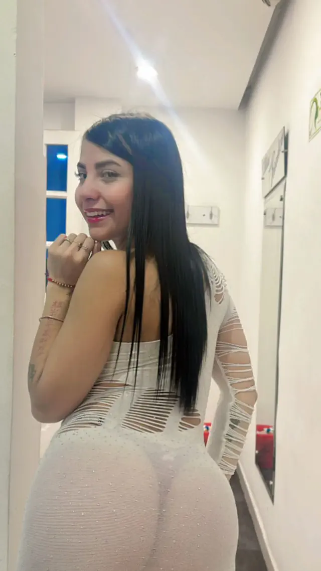 escort-media-552e4d00-791b-4bca-b8e8-1bee69730750