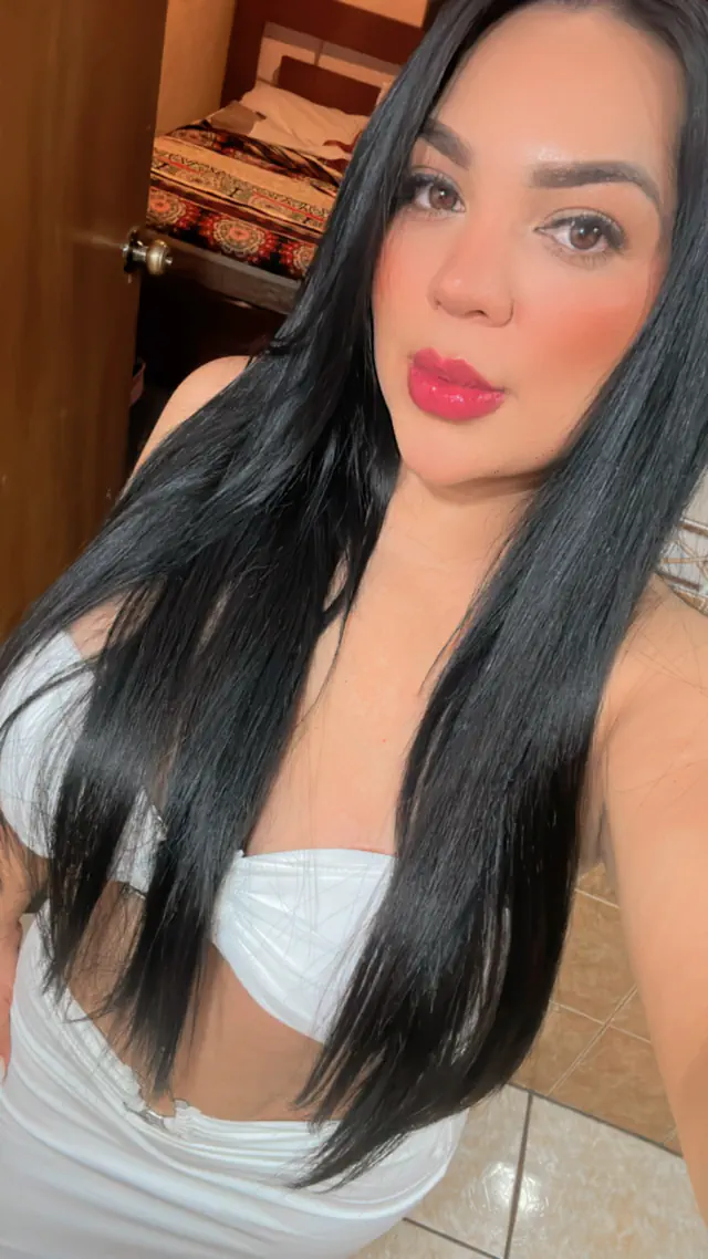 escort-media-553bef5f-85c2-4c2c-818f-b3303ee40881