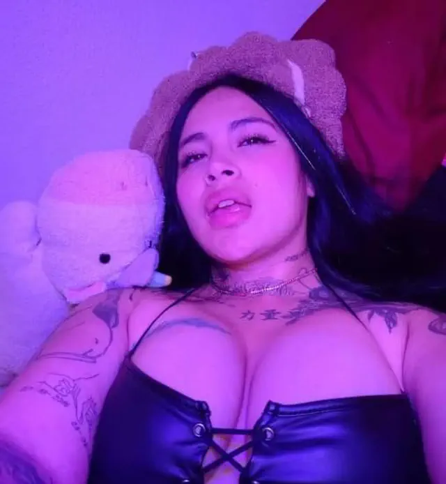 escort-media-55436b19-c5b2-465c-937f-89024298f869