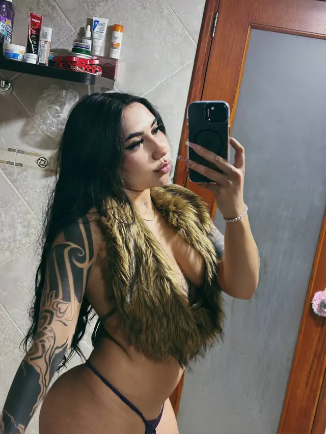 escort-media-55967c79-6142-49ab-ab8a-abbff7b3b474