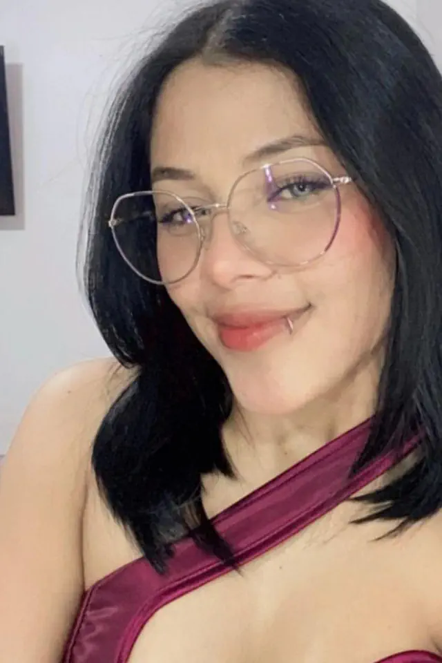 escort-media-55ba8ace-022a-4438-87e2-c7fc3b66d66d