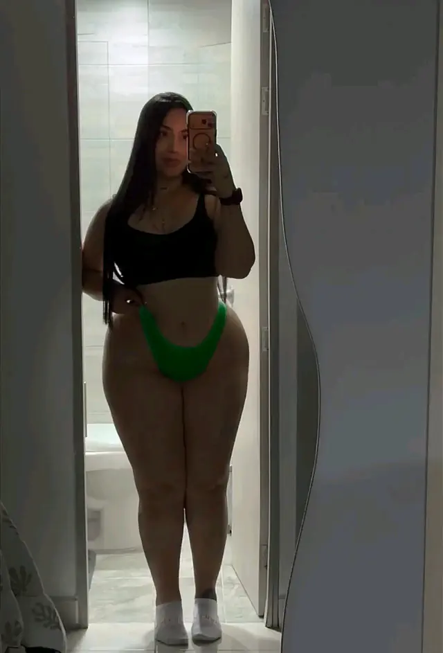 escort-media-55f0a0ba-8ed4-49f5-95c6-df180df27893