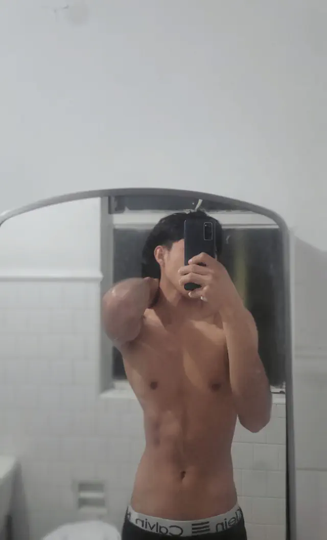 escort-media-55f8c4b4-cfb8-4ec8-8b97-f9b33e8d1f2e