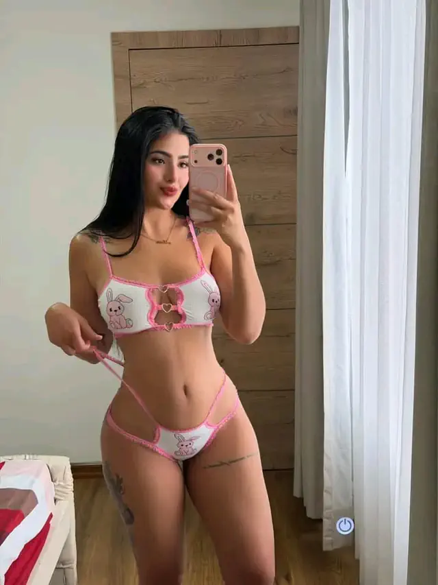 escort-media-56881fdb-7c14-40d5-b2c6-97bd3bf4d501