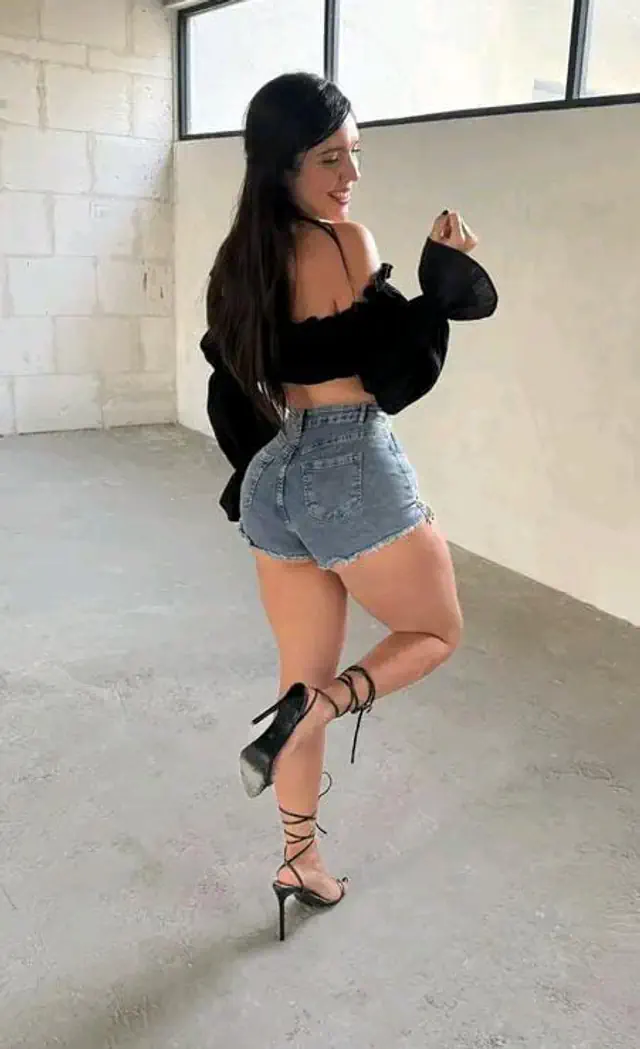 escort-media-56bfd40d-1db1-4ae1-b0de-d0f885a3d608