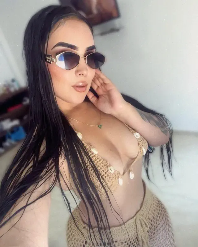 escort-media-56f00a7a-4c85-4e43-8c8e-ac28fdc8c741