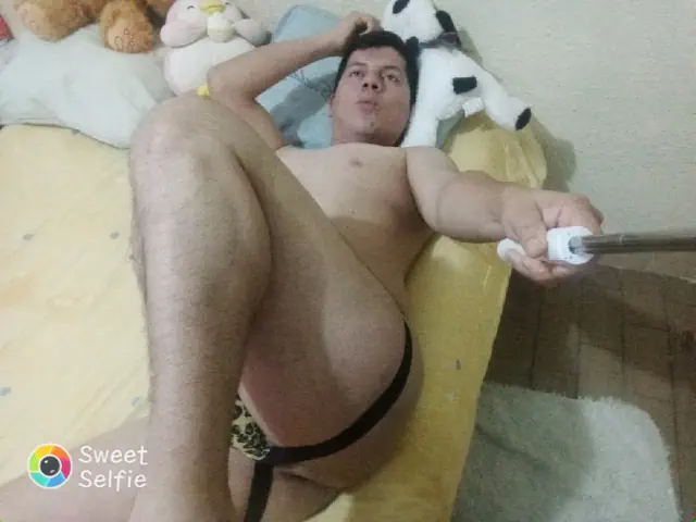 escort-media-574aed79-70c4-4893-b81f-53434f288359