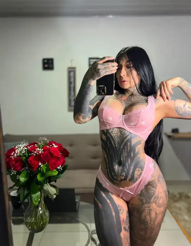 escort-media-577e9315-bc6c-4cf7-9e0d-3e38b1d2cd32