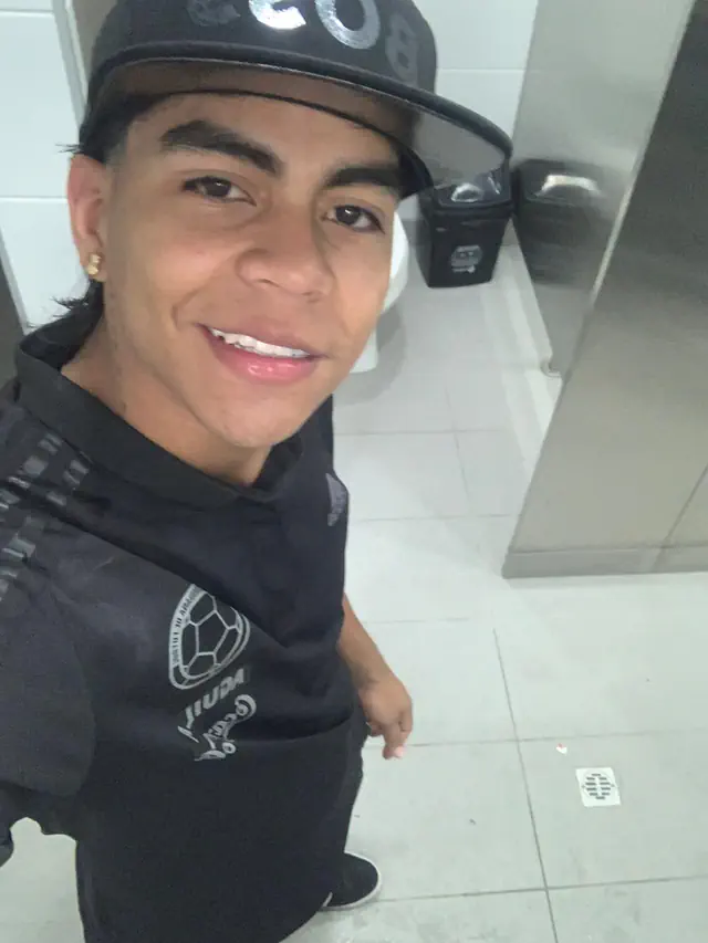 escort-media-57cbb027-f2db-4e96-8131-20bc4f5b9847