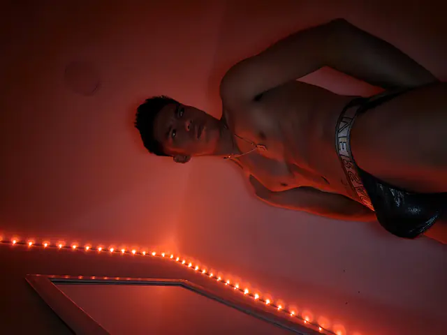 escort-media-57d80104-8dcd-4279-9bac-54eddd642c32