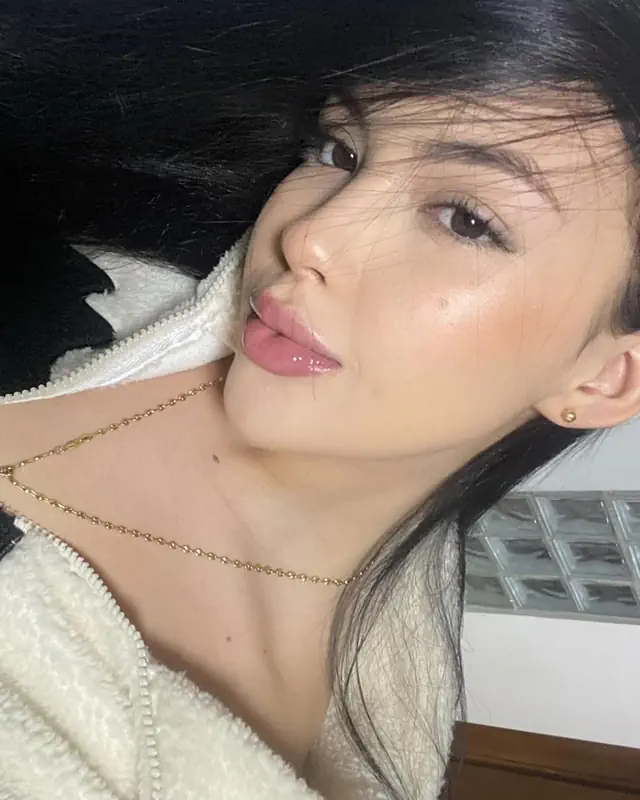 escort-media-584e2882-42e4-4add-b696-cb3645f65855