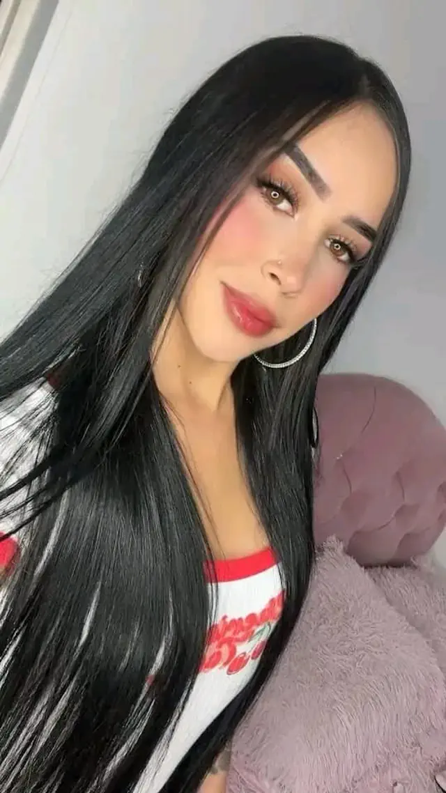 escort-media-58742066-37fd-418e-8e17-64f77cdd3750