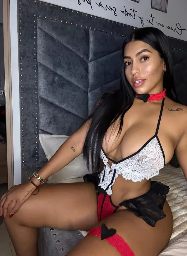 escort-media-58e54144-0631-41bb-9900-c065d60a14b8