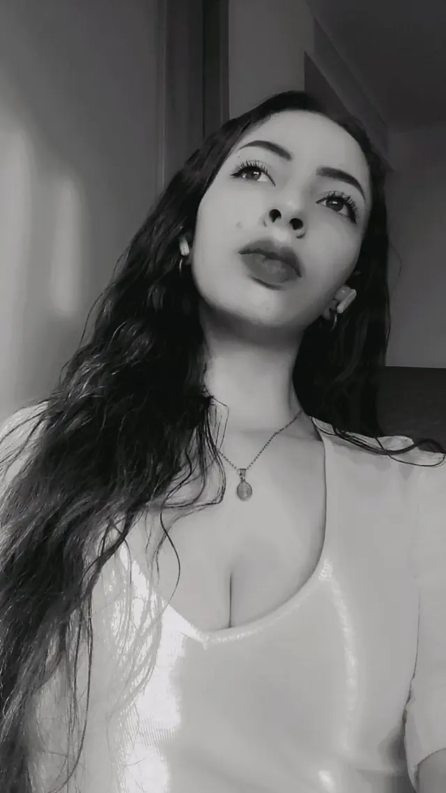 escort-media-599f96af-7798-4fd2-9090-c5f194300da6